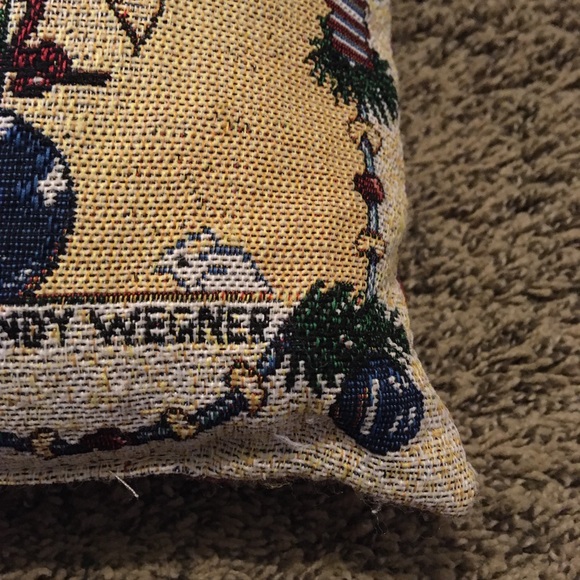 Christmas Tapestry Throw Pillow Christmas Tree & Presents 16"signed Wendy Wegner - Picture 5 of 10